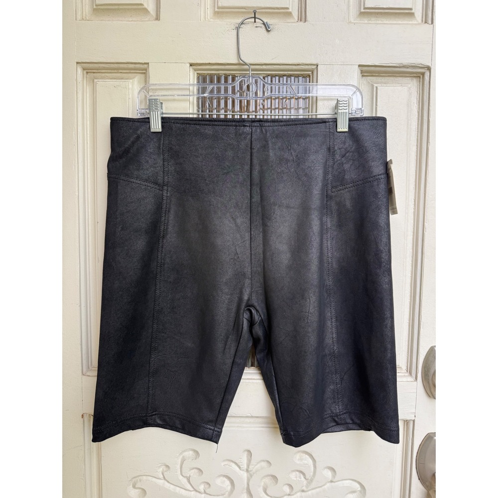 Free People Vegan Leather Biker Shorts Black Crackle High Waist Size Large NWT